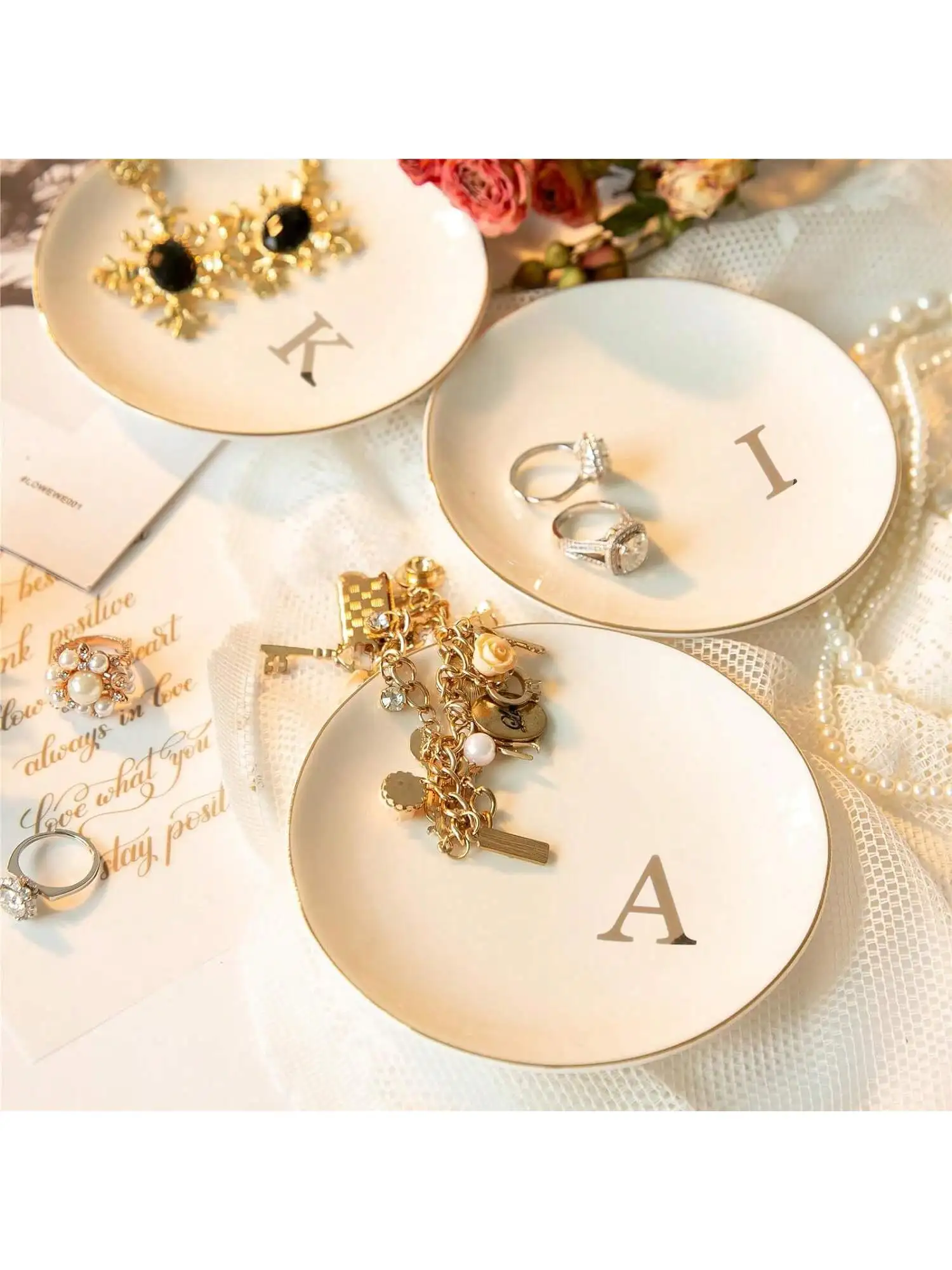 Bandeja de joyería con anillo  - Wedding Z reseña y precio